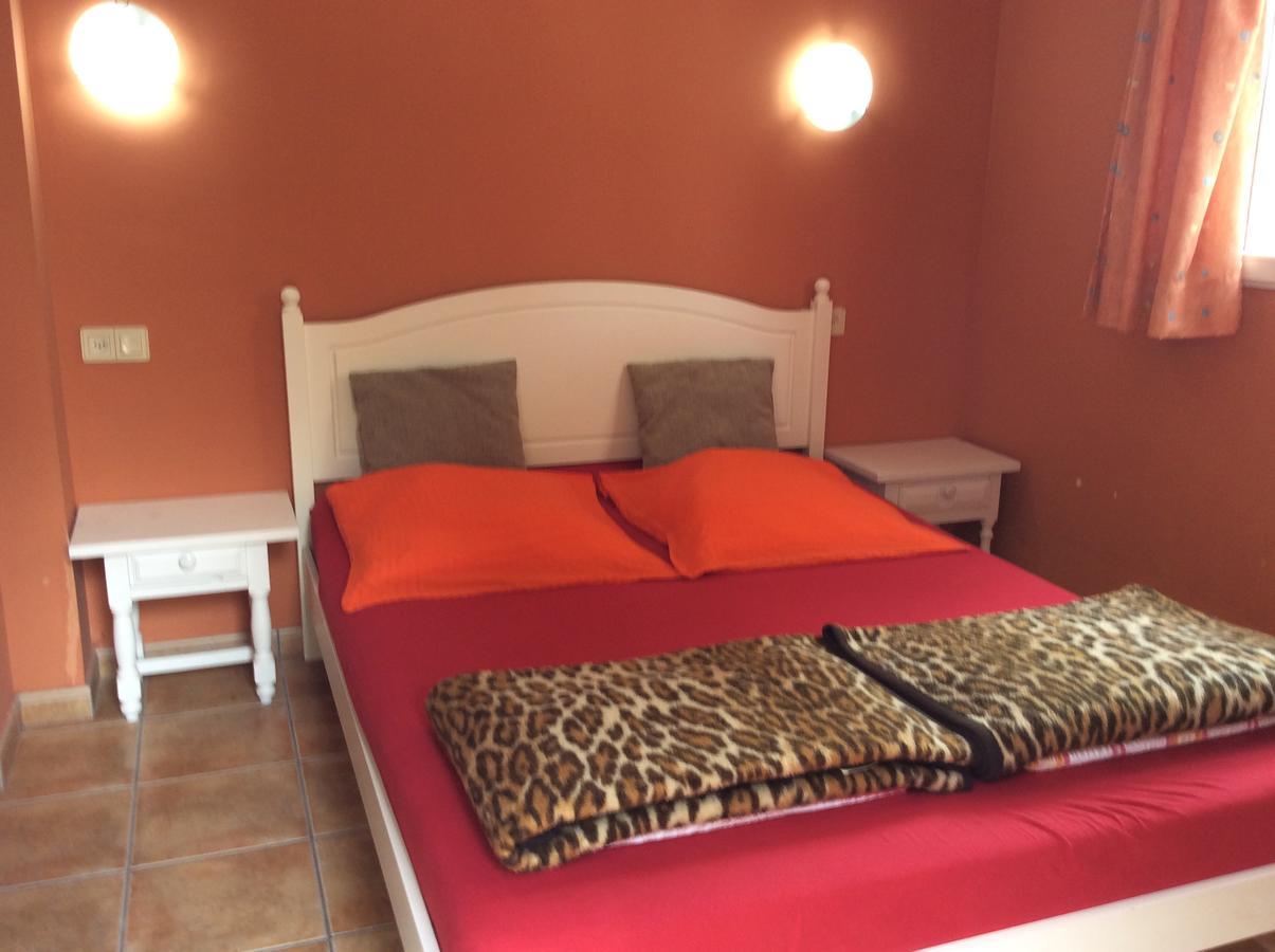 Pinkflamingo Hotel Дения Екстериор снимка